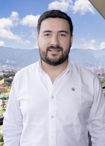 Eduardo-Arenas-217x300 Eduardo-Arenas-217x300